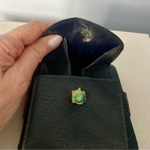 Title: Gucci Blue Wallet with Red Stripe - Picture 7 of 11